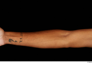 Aaron forearm nude 0003.jpg